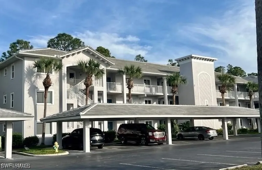 7819 Regal Heron Circle Naples FL 34104