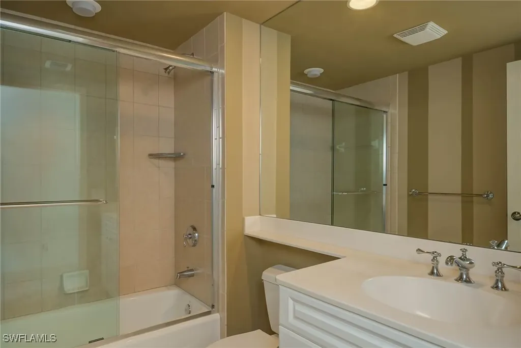 445 Cove Towers Drive Naples FL 34110