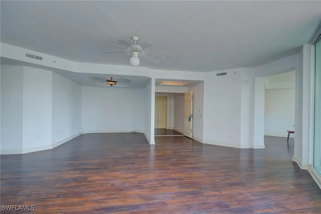 445 Cove Towers Drive Naples FL 34110