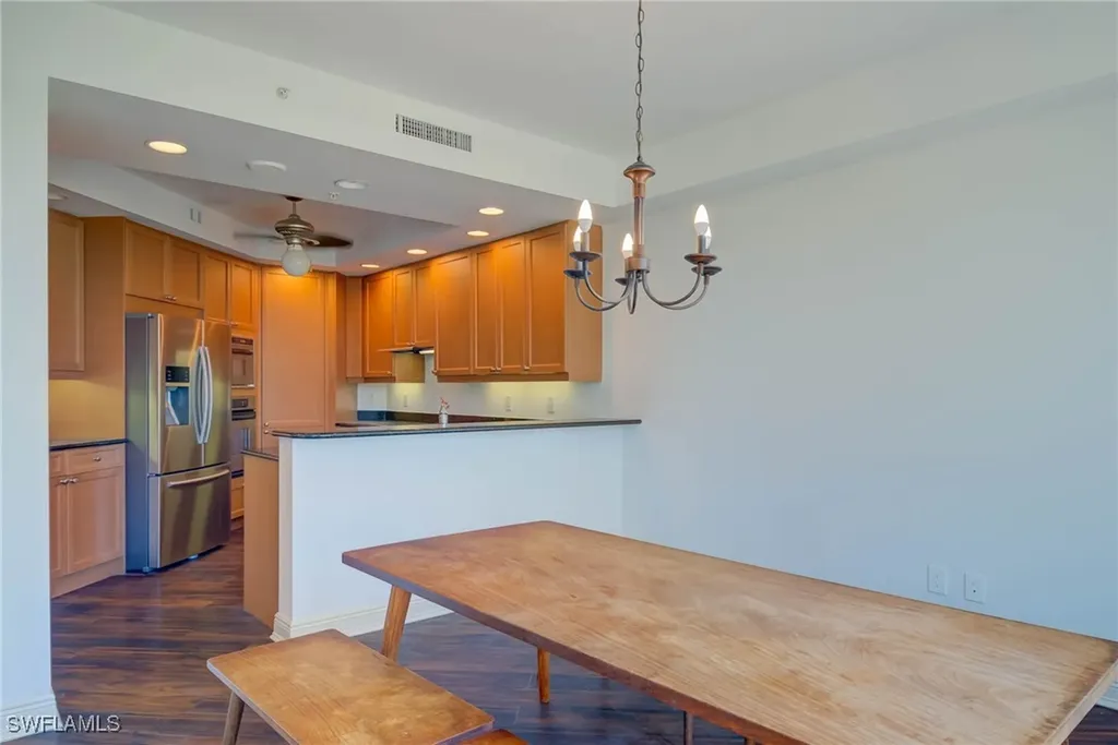 445 Cove Towers Drive Naples FL 34110