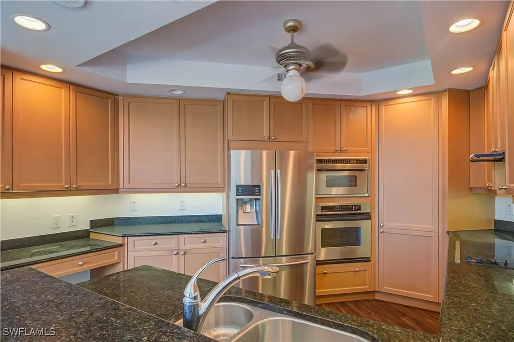 445 Cove Towers Drive Naples FL 34110