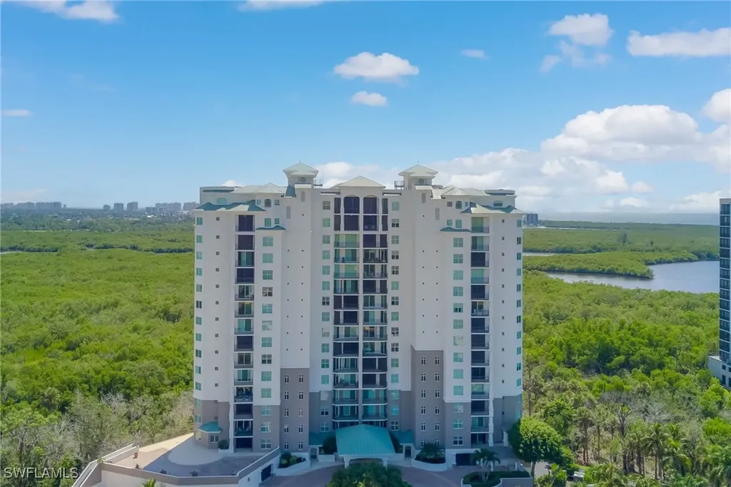 445 Cove Towers Drive Naples FL 34110