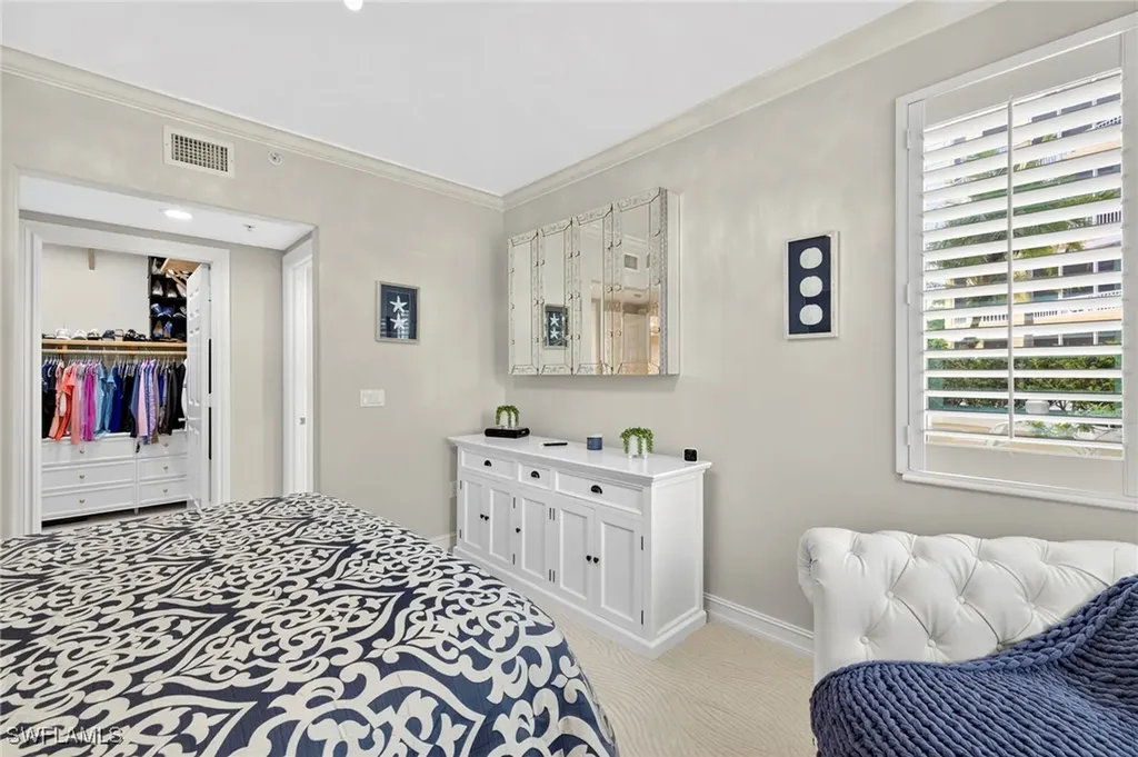 2748 Tiburon Boulevard E Naples FL 34109