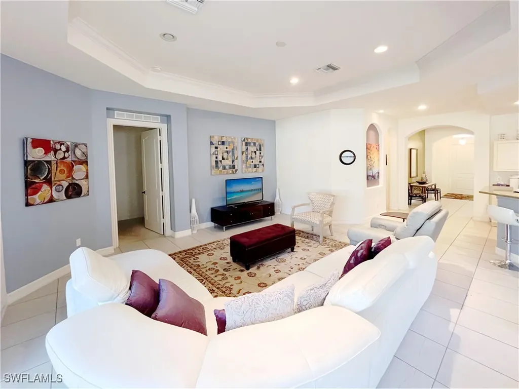 1366 Serrano Circle Naples FL 34105