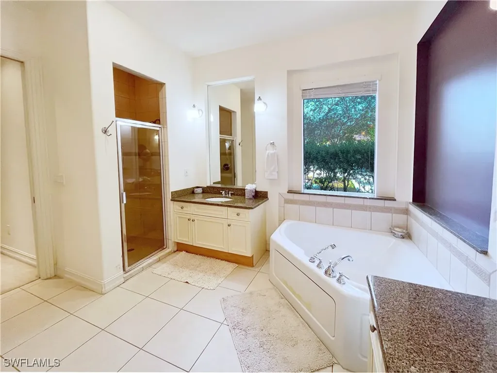 1366 Serrano Circle Naples FL 34105