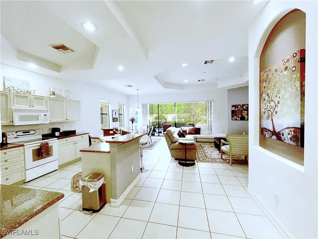 1366 Serrano Circle Naples FL 34105