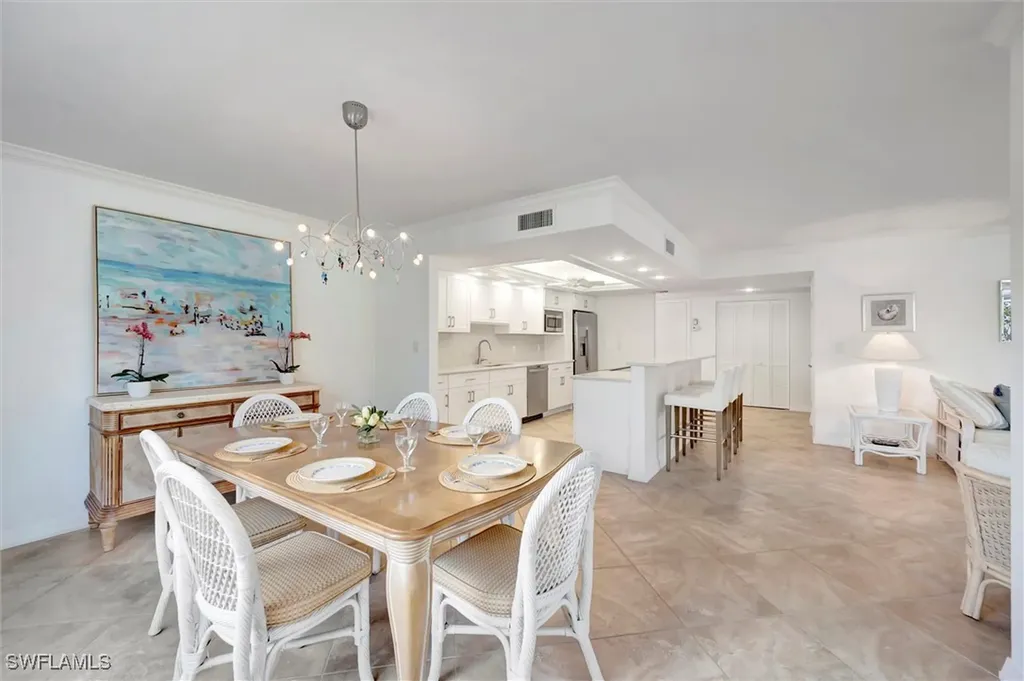1930 Gulf Shore Boulevard N Naples FL 34102