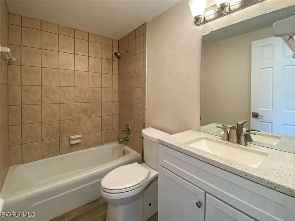 550 14th Street N Naples FL 34102