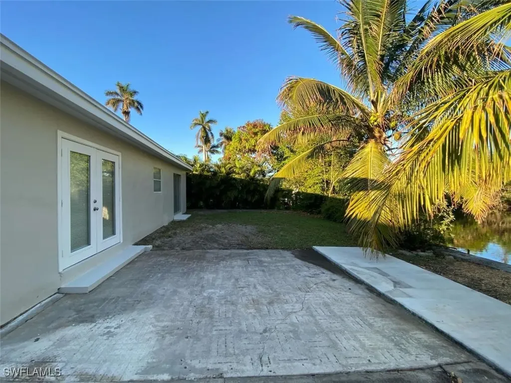 550 14th Street N Naples FL 34102