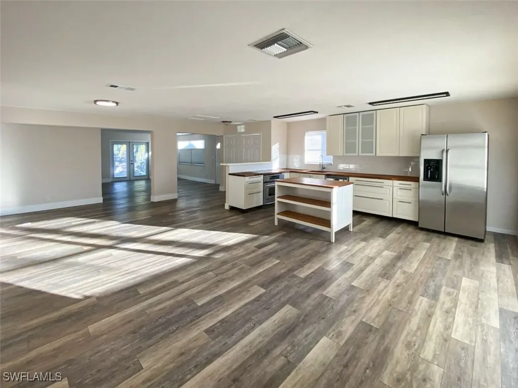 550 14th Street N Naples FL 34102