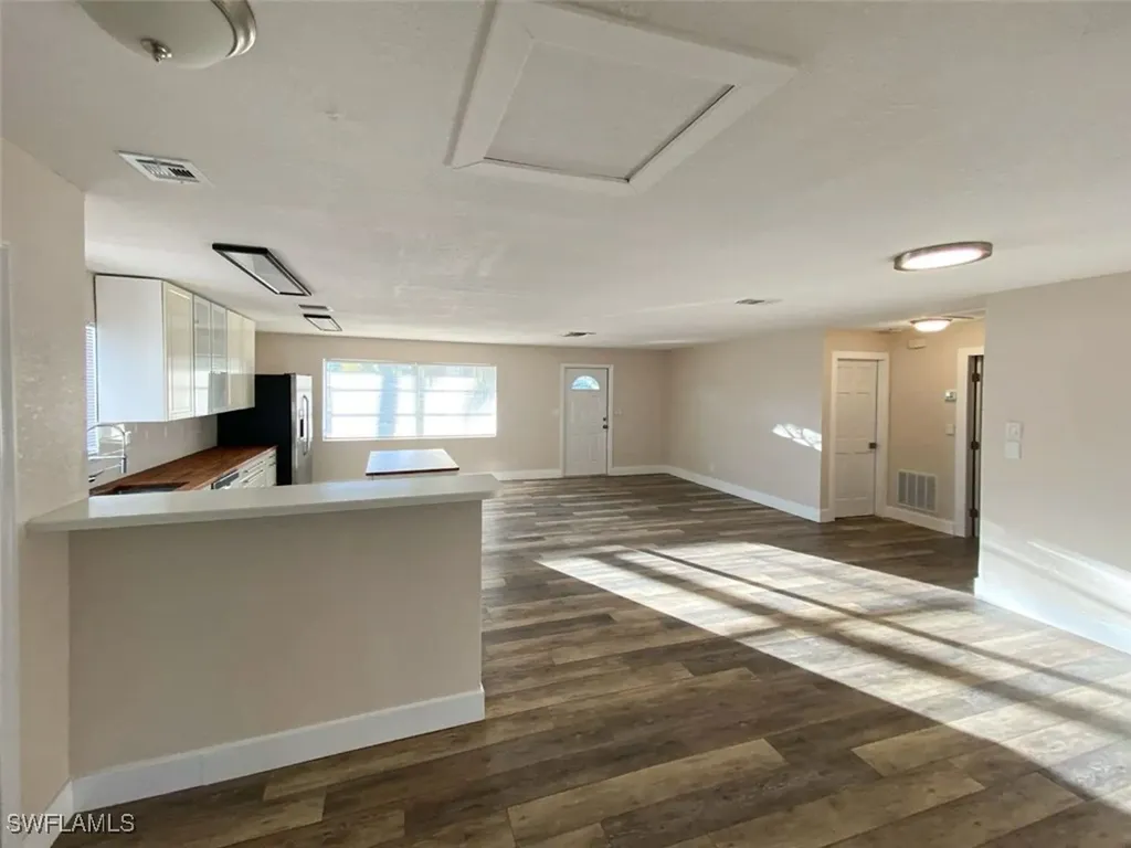 550 14th Street N Naples FL 34102