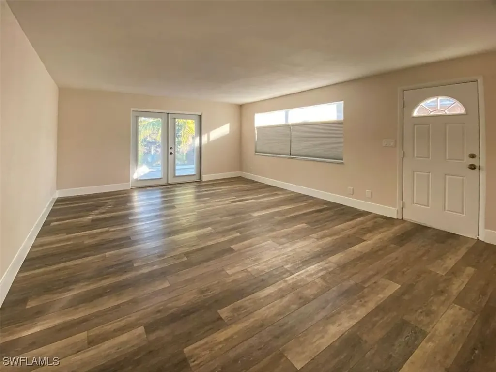 550 14th Street N Naples FL 34102