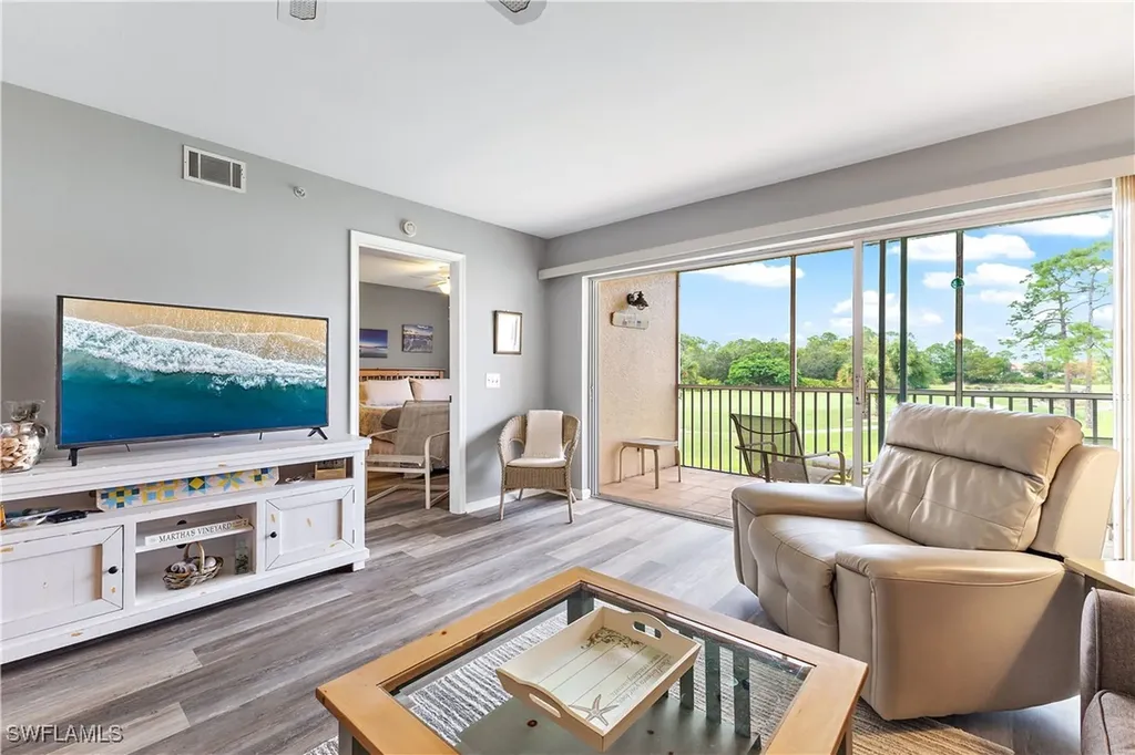 1001 Eastham Way Naples FL 34104
