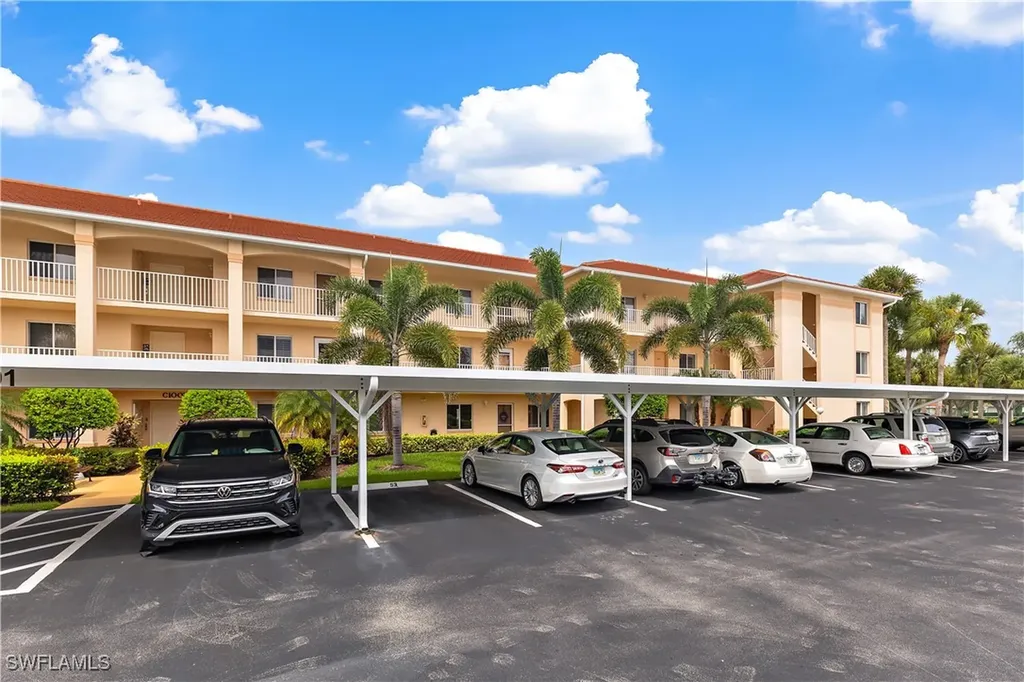 1001 Eastham Way Naples FL 34104