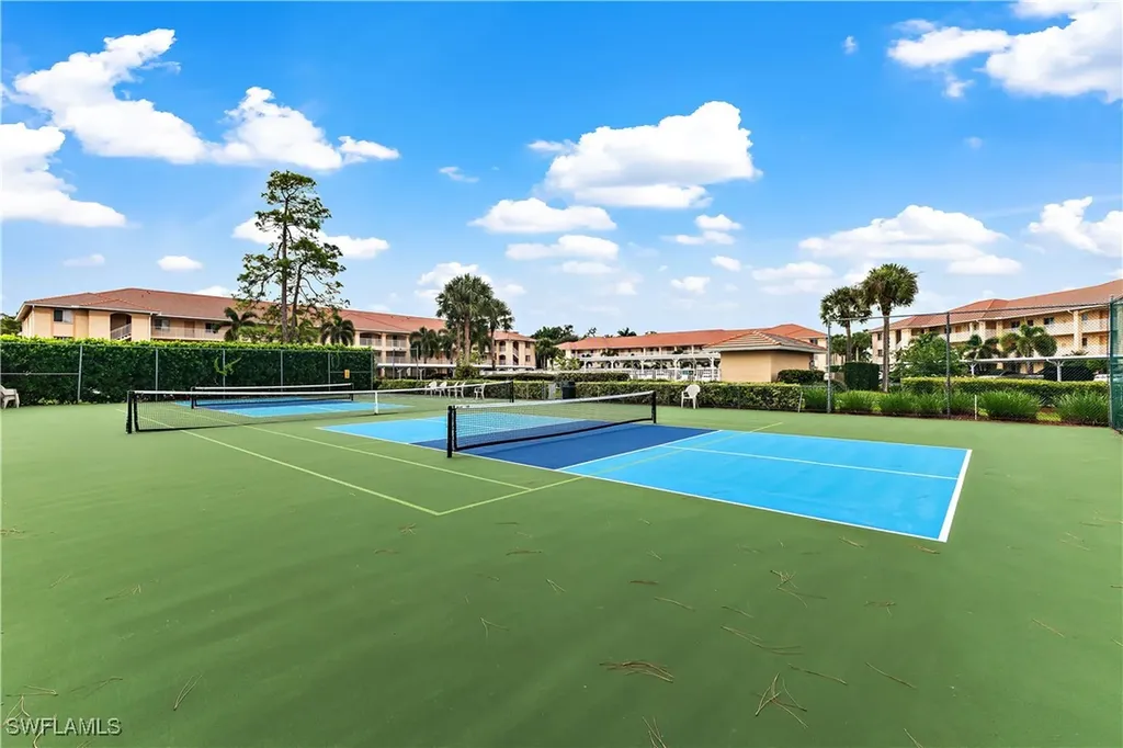 1001 Eastham Way Naples FL 34104