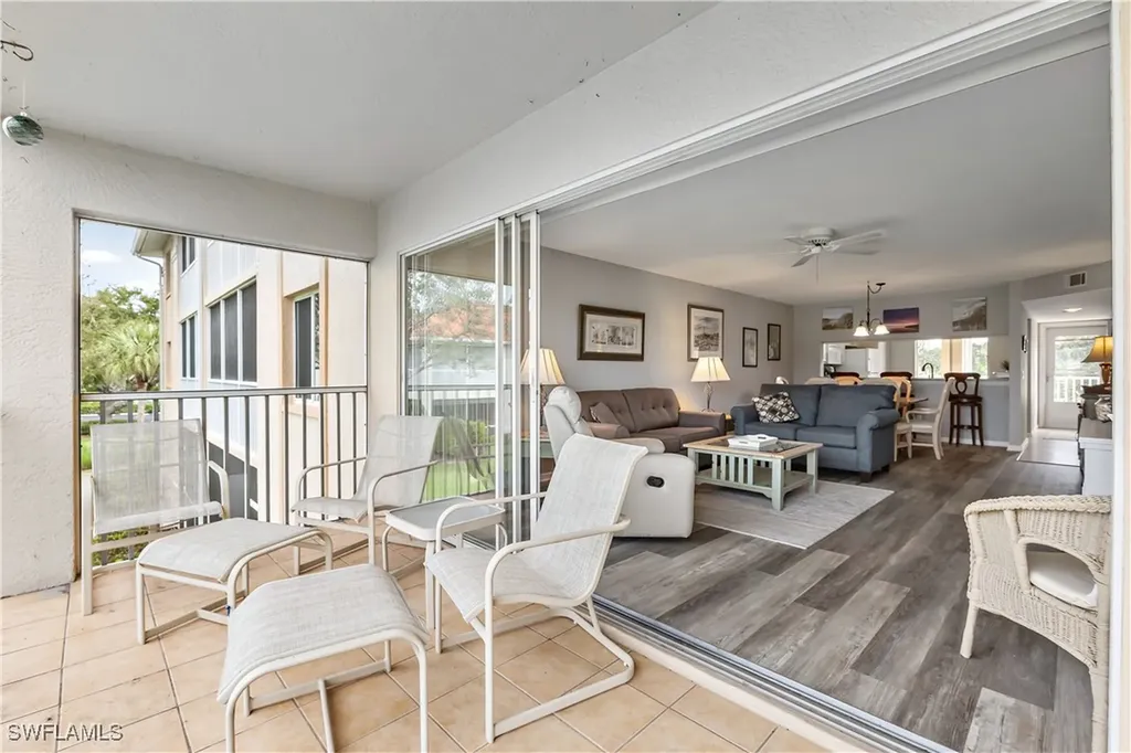 1001 Eastham Way Naples FL 34104