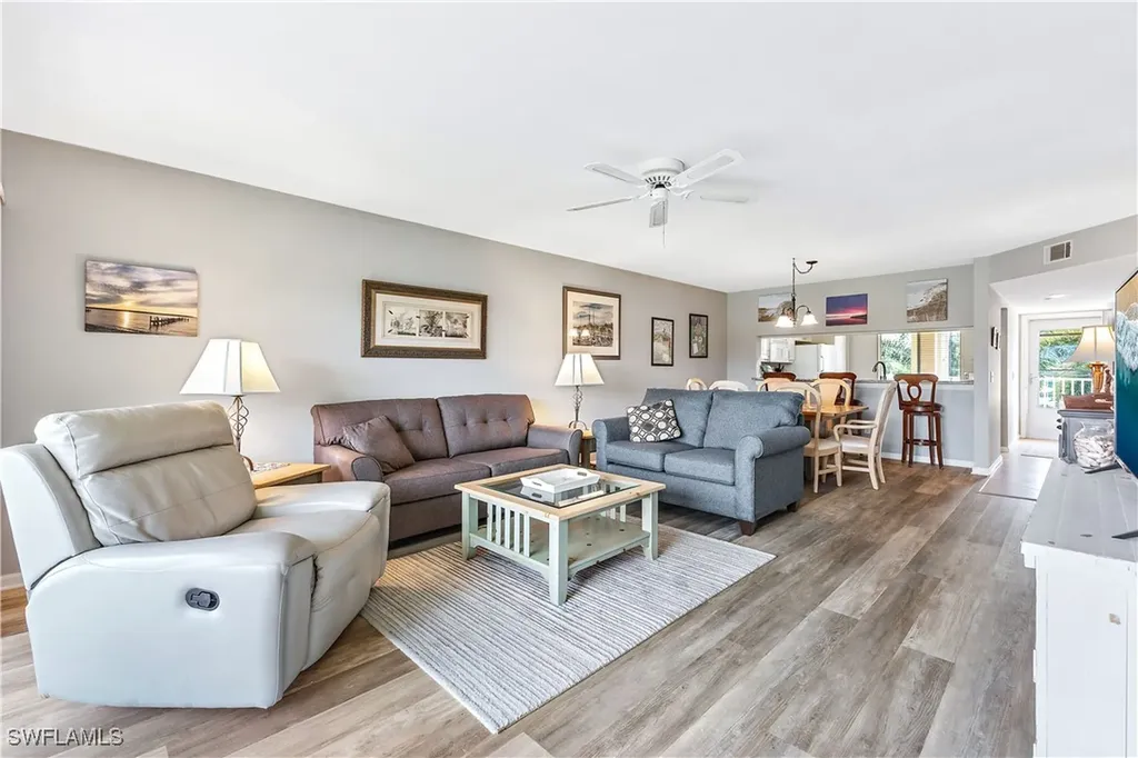 1001 Eastham Way Naples FL 34104