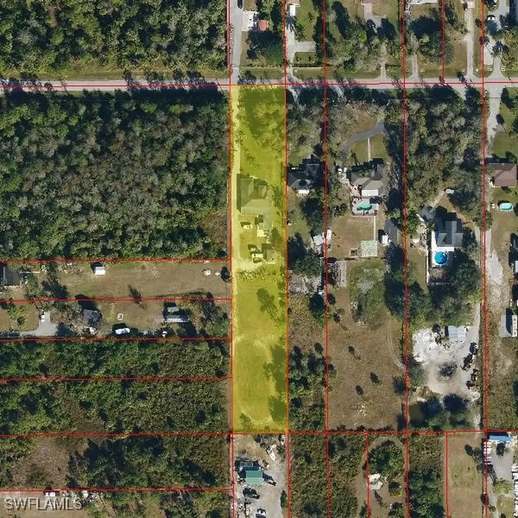 3210 22nd Avenue NE Naples FL 34120