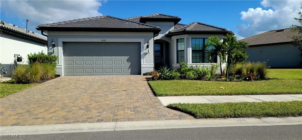 2045 Yellowfin Circle W Naples FL 34114