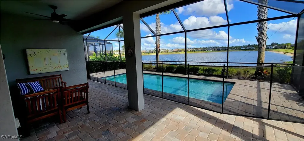 2045 Yellowfin Circle W Naples FL 34114