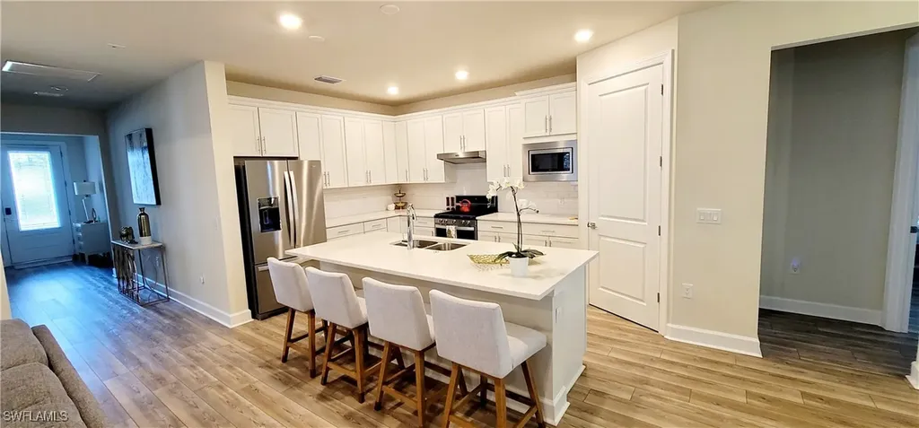 2045 Yellowfin Circle W Naples FL 34114