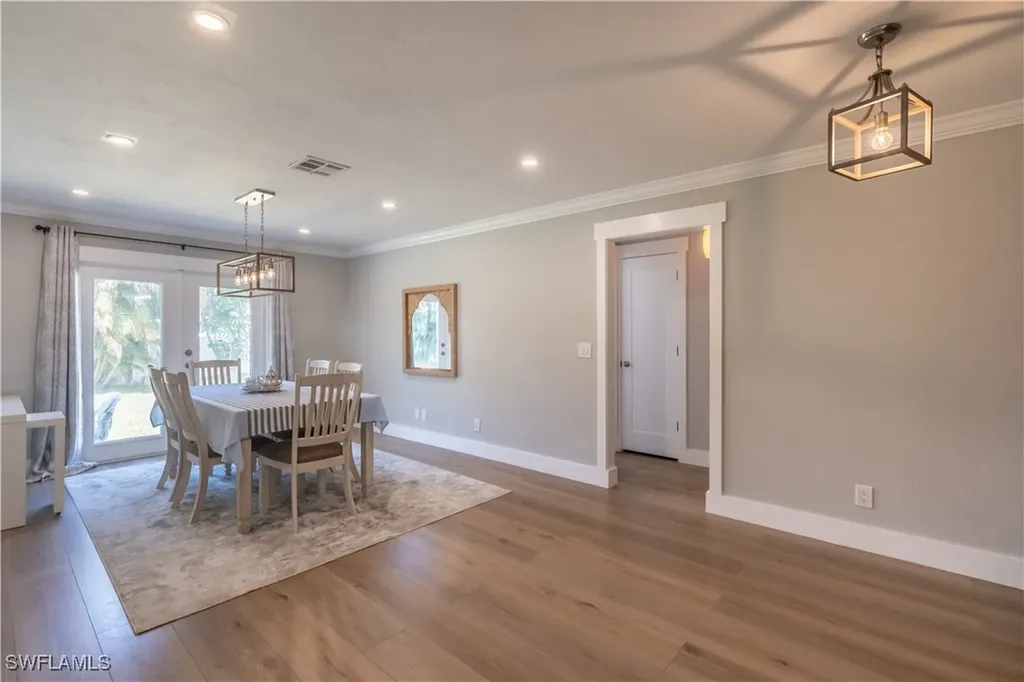 2237 Kings Lake Boulevard Naples FL 34112