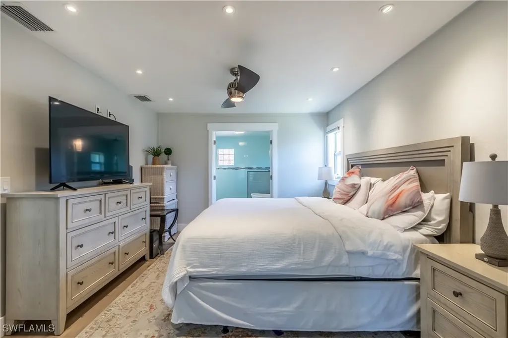 2237 Kings Lake Boulevard Naples FL 34112