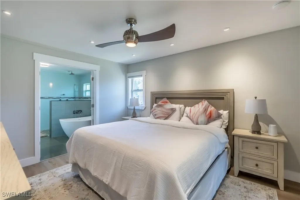 2237 Kings Lake Boulevard Naples FL 34112