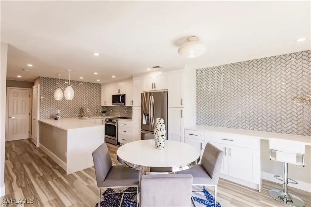 1455 Curlew Avenue Naples FL 34102