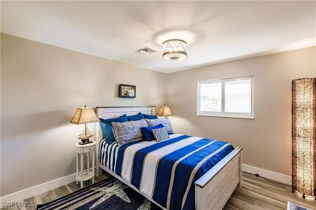 1455 Curlew Avenue Naples FL 34102