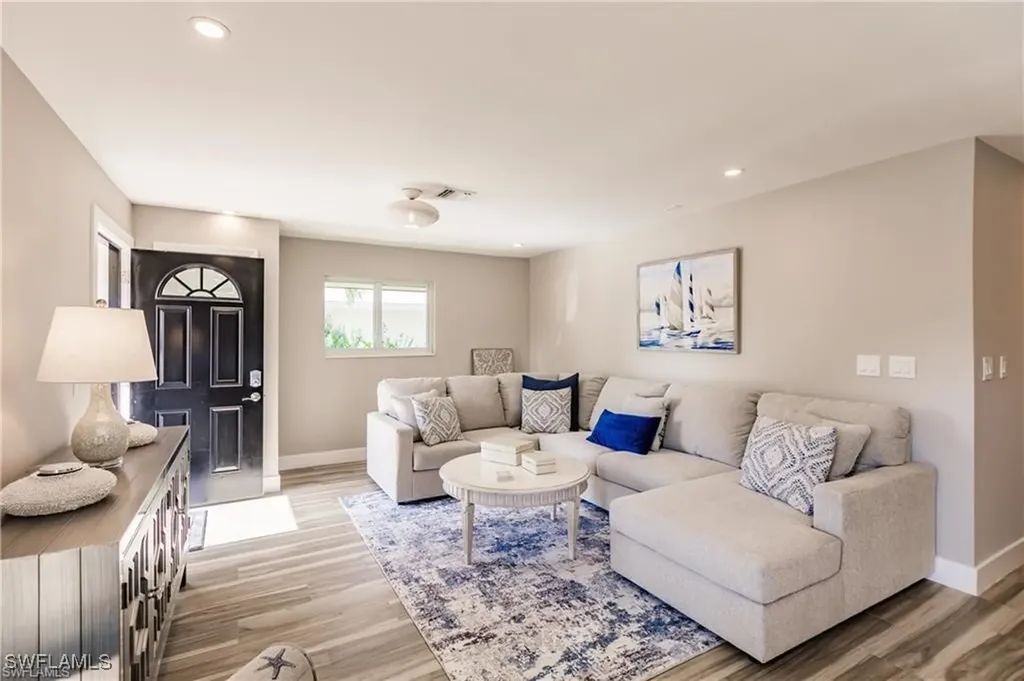 1455 Curlew Avenue Naples FL 34102