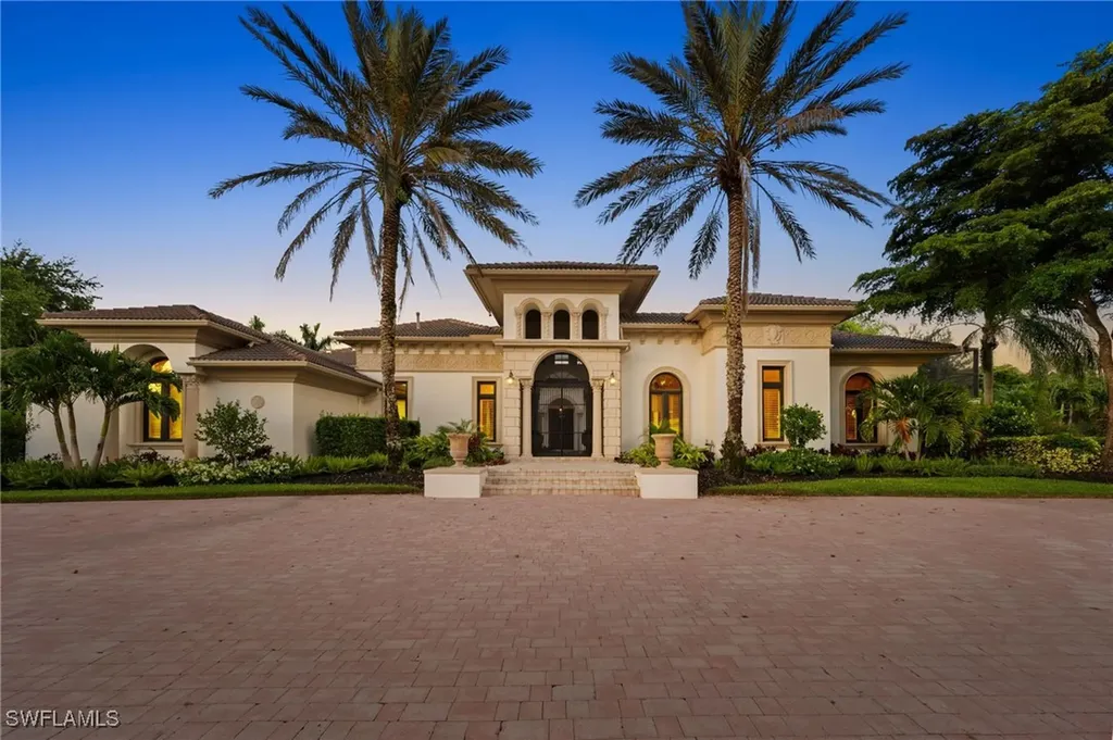 6489 Highcroft Drive Naples FL 34119