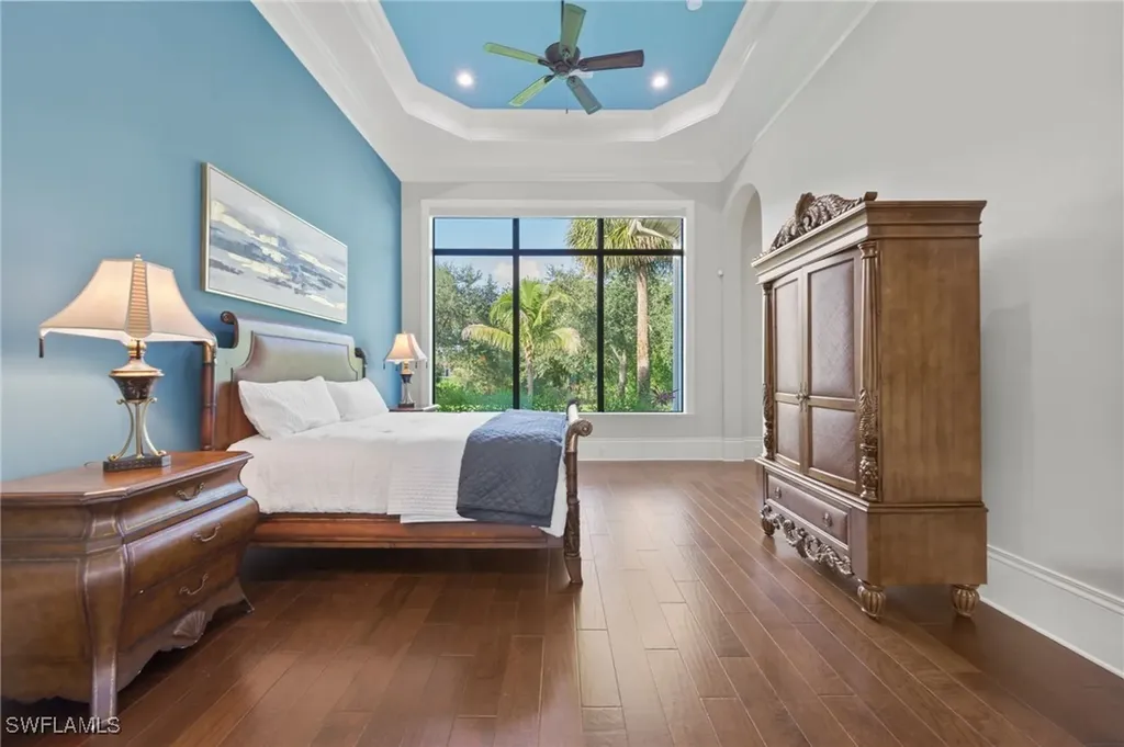 6489 Highcroft Drive Naples FL 34119