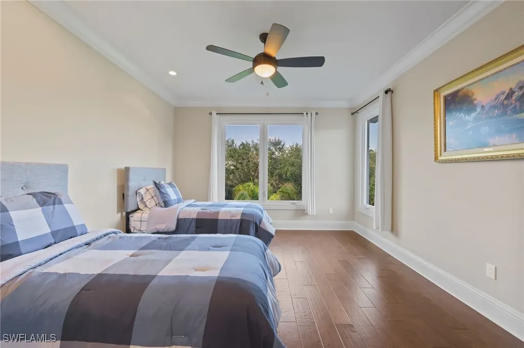 6489 Highcroft Drive Naples FL 34119