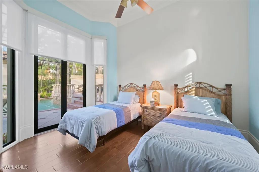 6489 Highcroft Drive Naples FL 34119