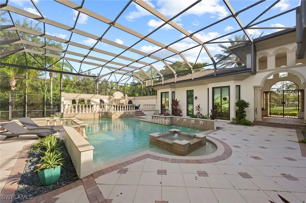 6489 Highcroft Drive Naples FL 34119