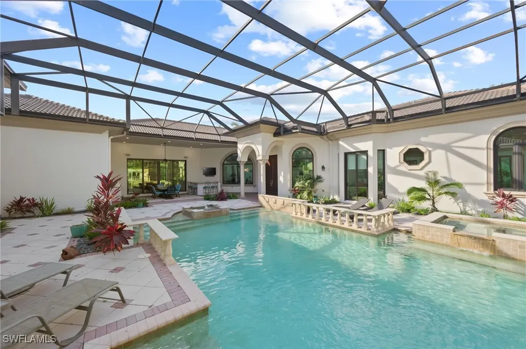 6489 Highcroft Drive Naples FL 34119