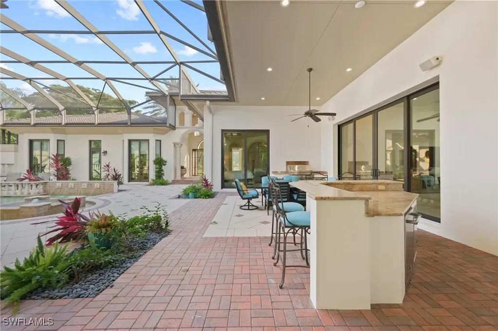 6489 Highcroft Drive Naples FL 34119