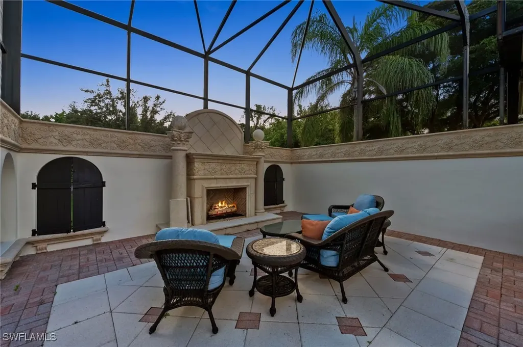 6489 Highcroft Drive Naples FL 34119