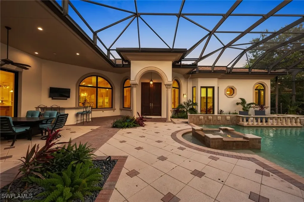 6489 Highcroft Drive Naples FL 34119