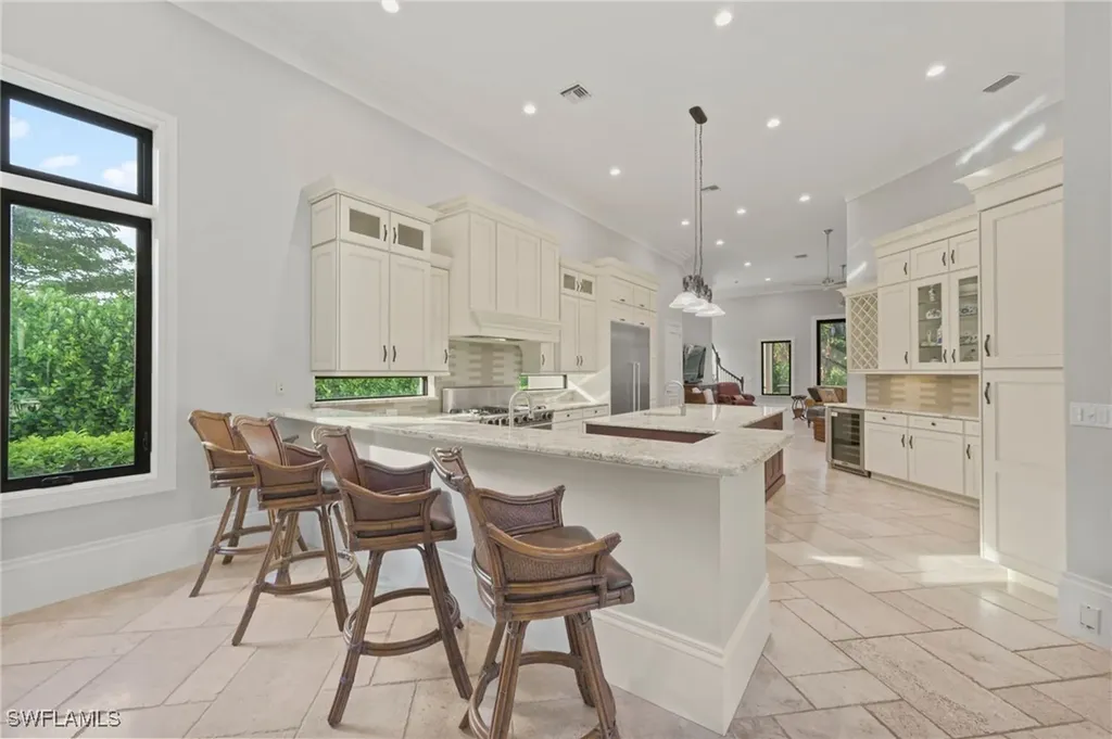 6489 Highcroft Drive Naples FL 34119