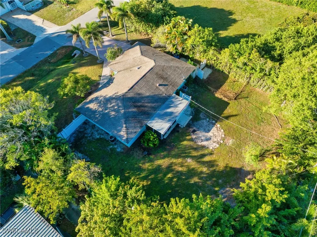 565 100th Avenue N Naples FL 34108