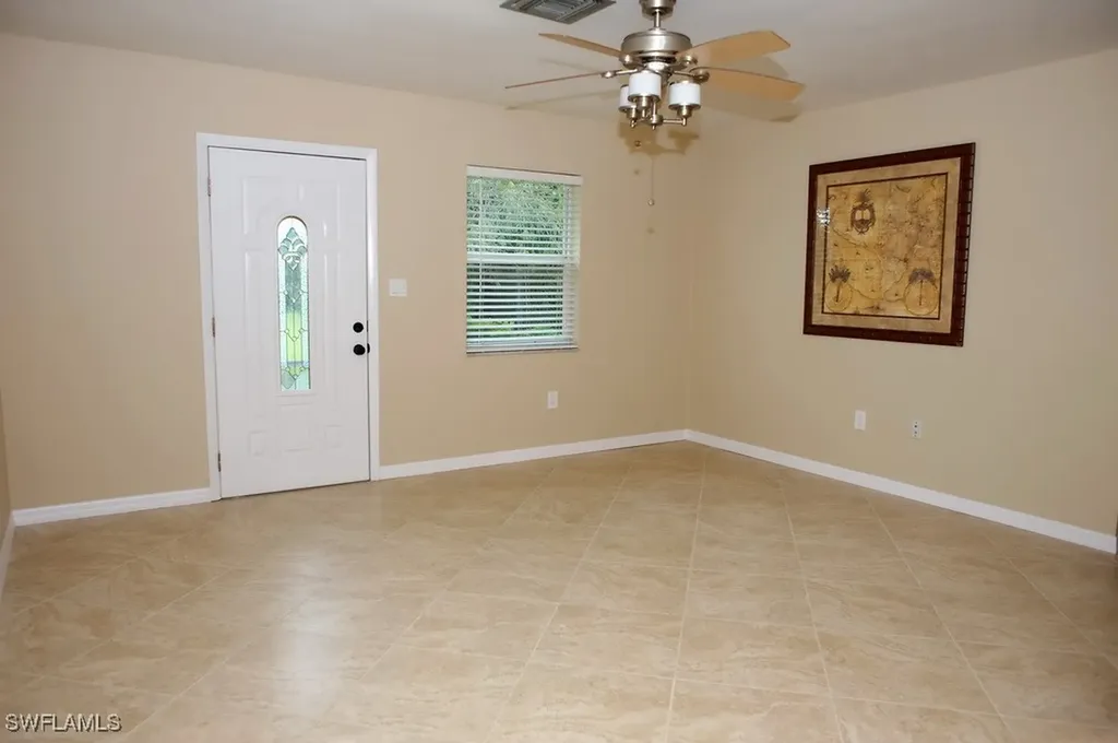 565 100th Avenue N Naples FL 34108