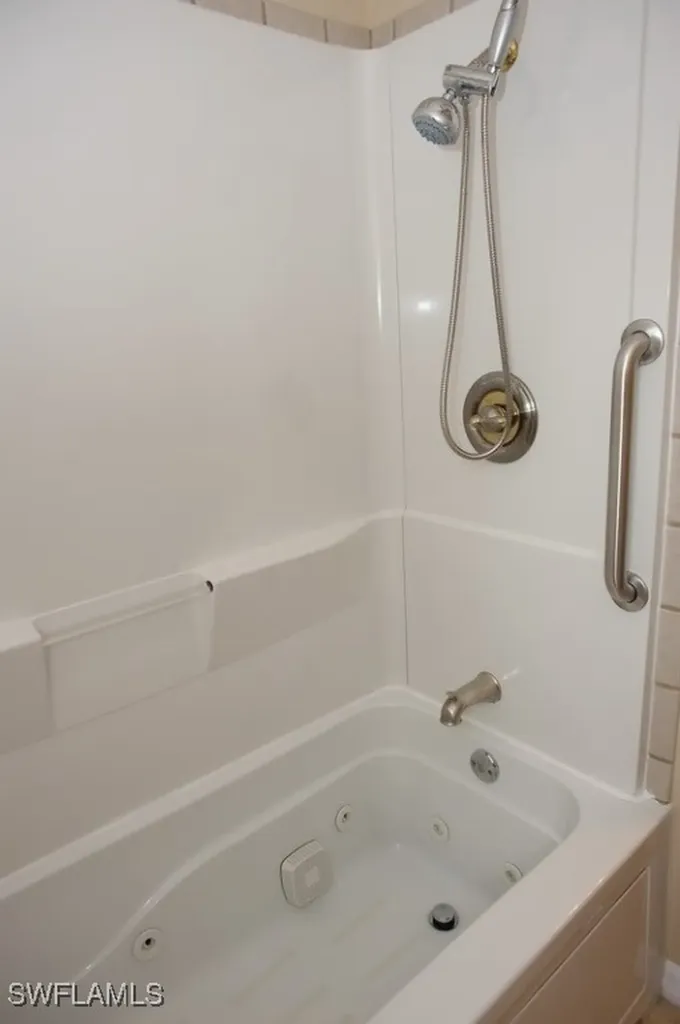 565 100th Avenue N Naples FL 34108