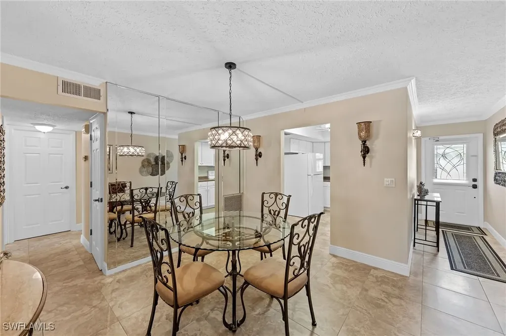 4515 Country Club Boulevard Cape Coral FL 33904