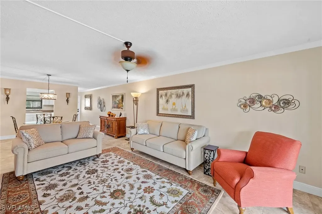 4515 Country Club Boulevard Cape Coral FL 33904