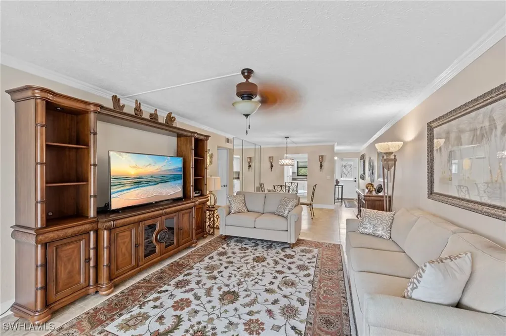 4515 Country Club Boulevard Cape Coral FL 33904