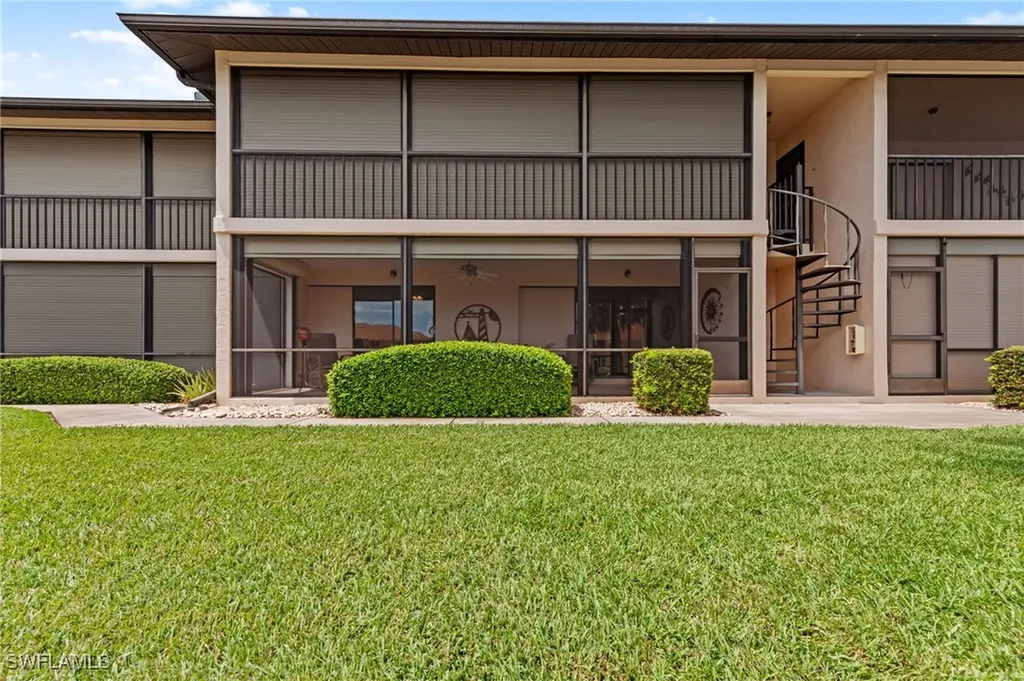 4515 Country Club Boulevard Cape Coral FL 33904