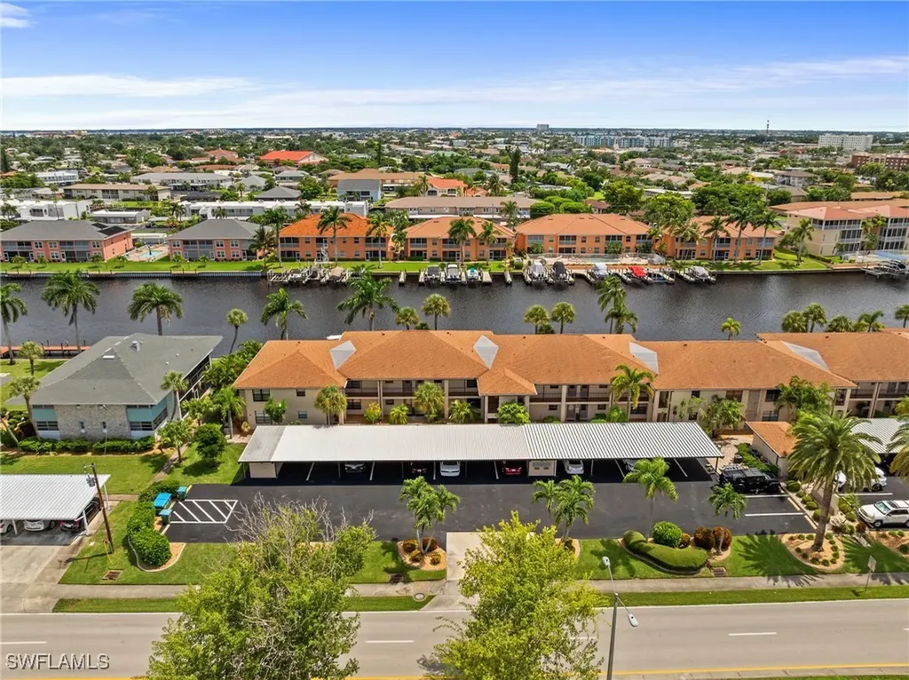 4515 Country Club Boulevard Cape Coral FL 33904