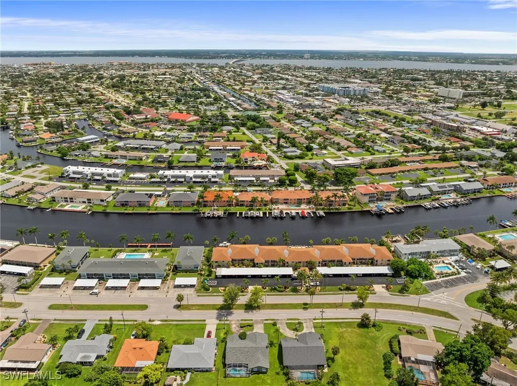 4515 Country Club Boulevard Cape Coral FL 33904